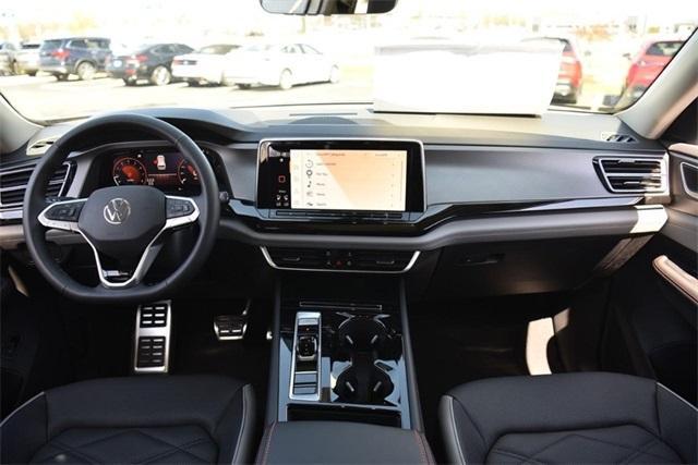 new 2025 Volkswagen Atlas car, priced at $45,404