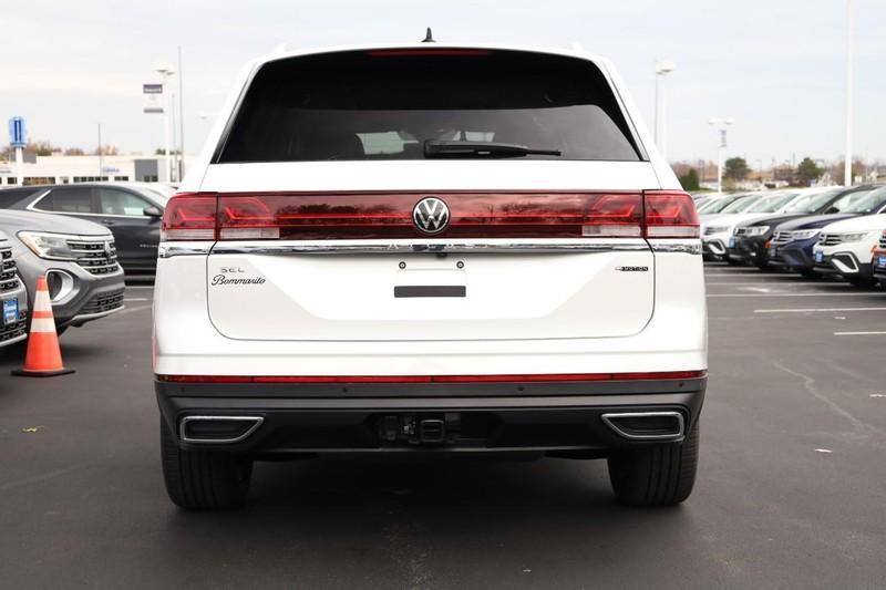 new 2025 Volkswagen Atlas car, priced at $47,009