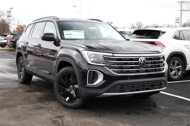 new 2025 Volkswagen Atlas car, priced at $44,475