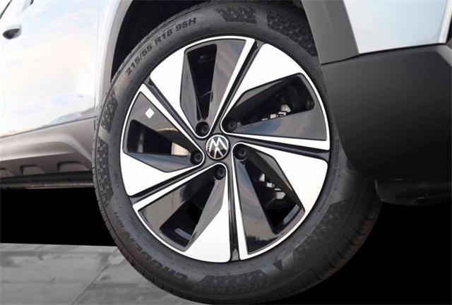 new 2025 Volkswagen Taos car, priced at $31,453