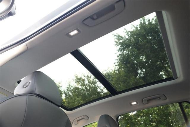 new 2025 Volkswagen Tiguan car, priced at $35,260