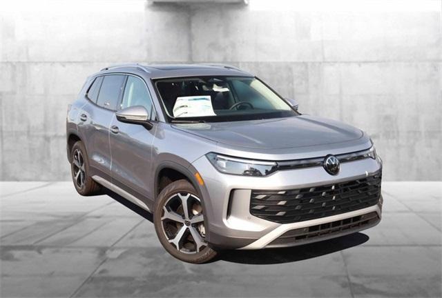 new 2025 Volkswagen Tiguan car, priced at $35,260