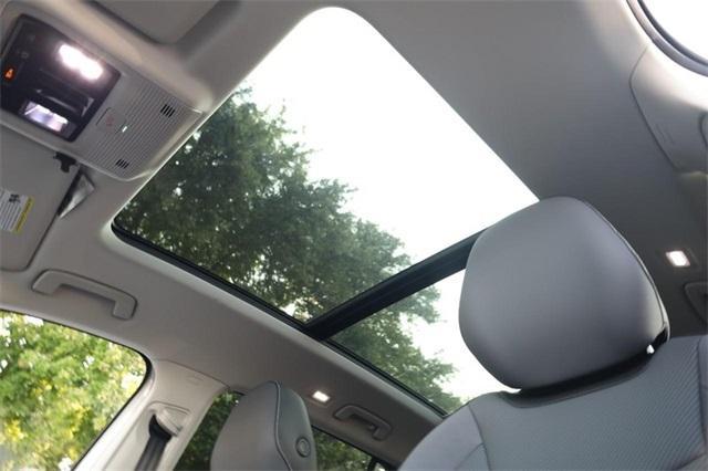 new 2025 Volkswagen Tiguan car, priced at $35,260