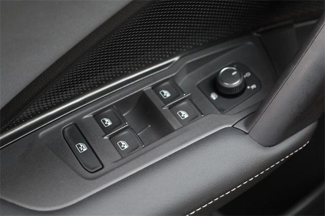 new 2025 Volkswagen Tiguan car, priced at $35,260