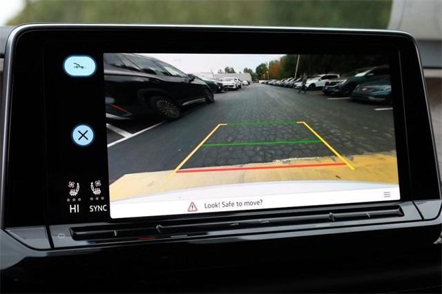 new 2026 Volkswagen Atlas car, priced at $41,682