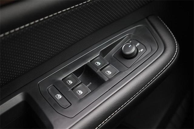 new 2026 Volkswagen Atlas car, priced at $41,682