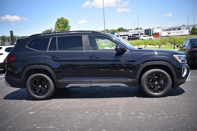 new 2024 Volkswagen Atlas car, priced at $48,569