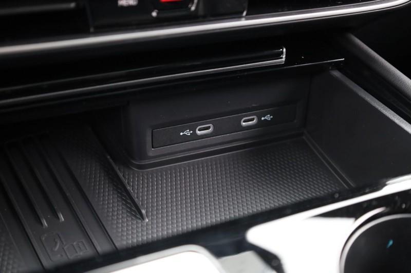 new 2025 Volkswagen Atlas car, priced at $51,459