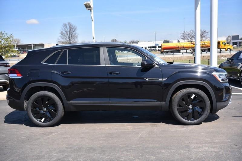 new 2025 Volkswagen Atlas Cross Sport car, priced at $42,571