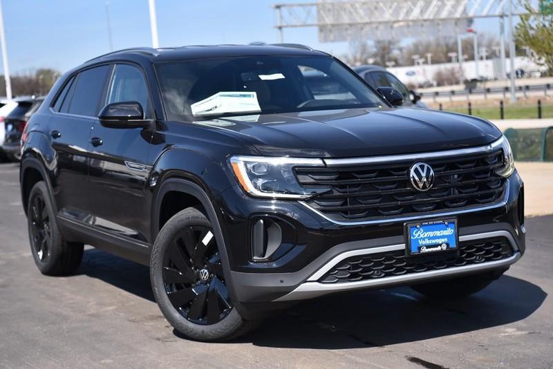 new 2025 Volkswagen Atlas Cross Sport car, priced at $42,571