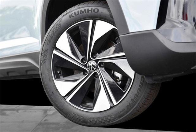 new 2025 Volkswagen Taos car, priced at $32,406