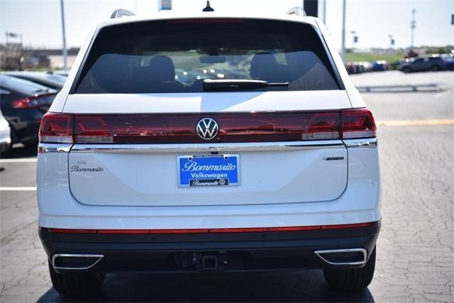 new 2024 Volkswagen Atlas car, priced at $38,500