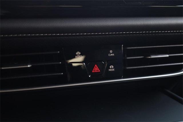 new 2026 Volkswagen Atlas Cross Sport car, priced at $40,920