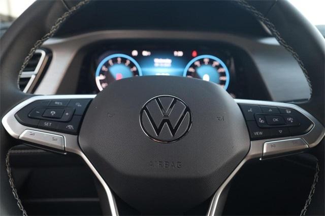 new 2026 Volkswagen Atlas Cross Sport car, priced at $40,920