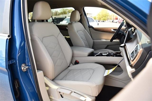 new 2025 Volkswagen Atlas car, priced at $41,295