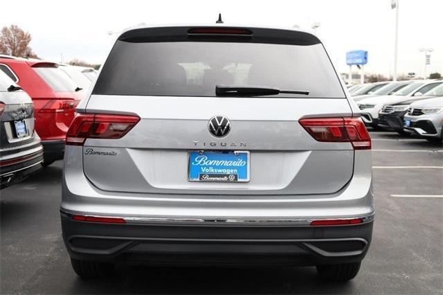 new 2024 Volkswagen Tiguan car, priced at $26,525