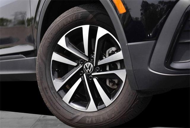 used 2024 Volkswagen Tiguan car, priced at $25,995