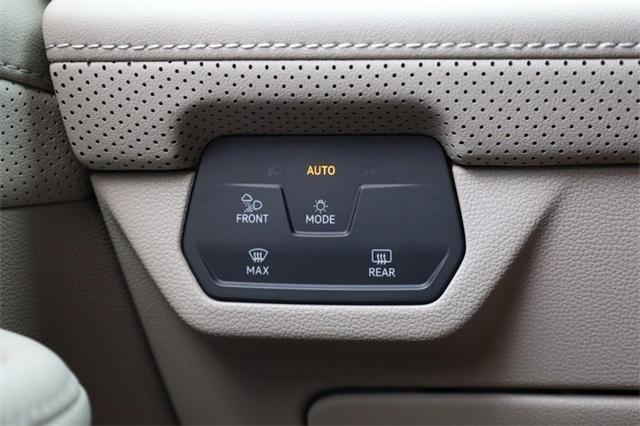 new 2026 Volkswagen Atlas car, priced at $41,384