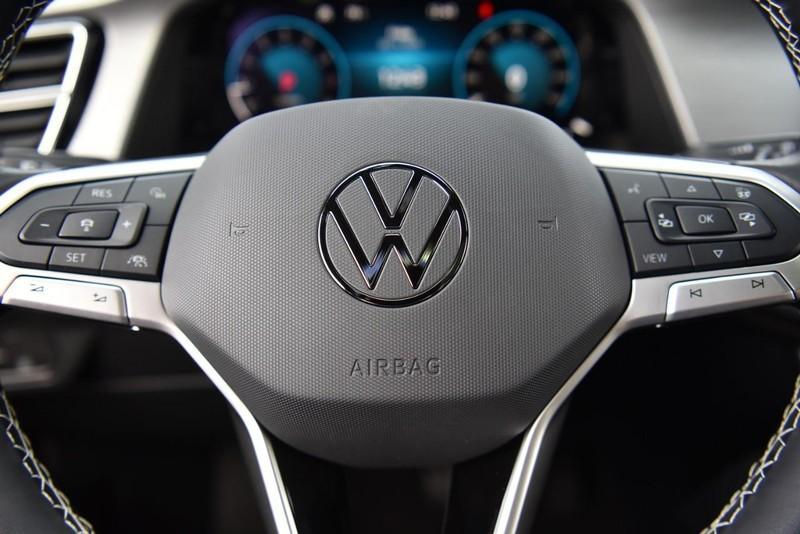 new 2025 Volkswagen Atlas Cross Sport car, priced at $43,528