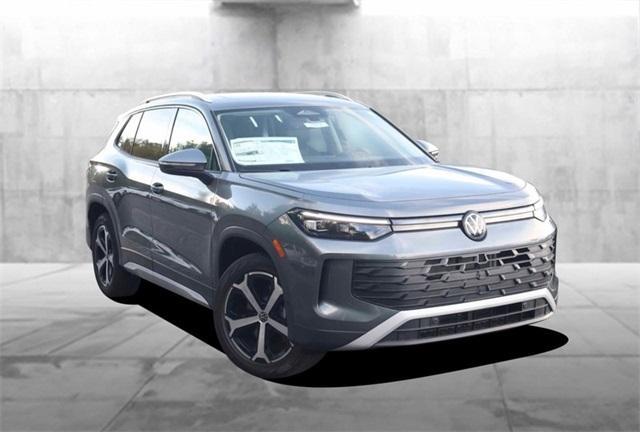 new 2025 Volkswagen Tiguan car, priced at $35,375