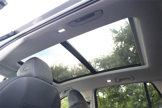 new 2025 Volkswagen Tiguan car, priced at $35,375