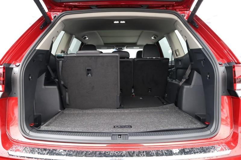 new 2025 Volkswagen Atlas car, priced at $51,985