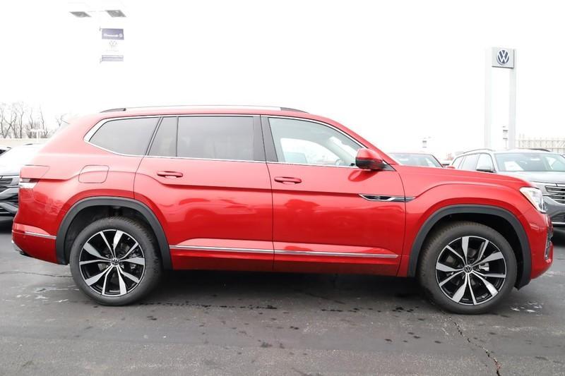 new 2025 Volkswagen Atlas car, priced at $51,985
