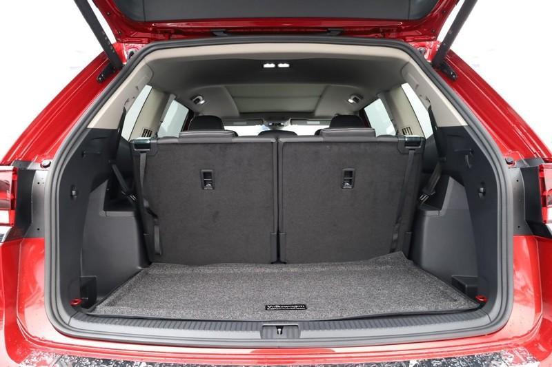 new 2025 Volkswagen Atlas car, priced at $51,985