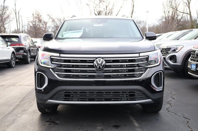 new 2025 Volkswagen Atlas car, priced at $44,112