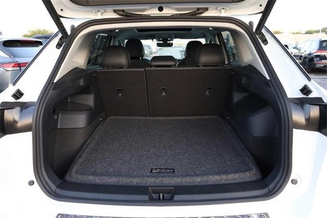 new 2025 Volkswagen Tiguan car, priced at $35,494