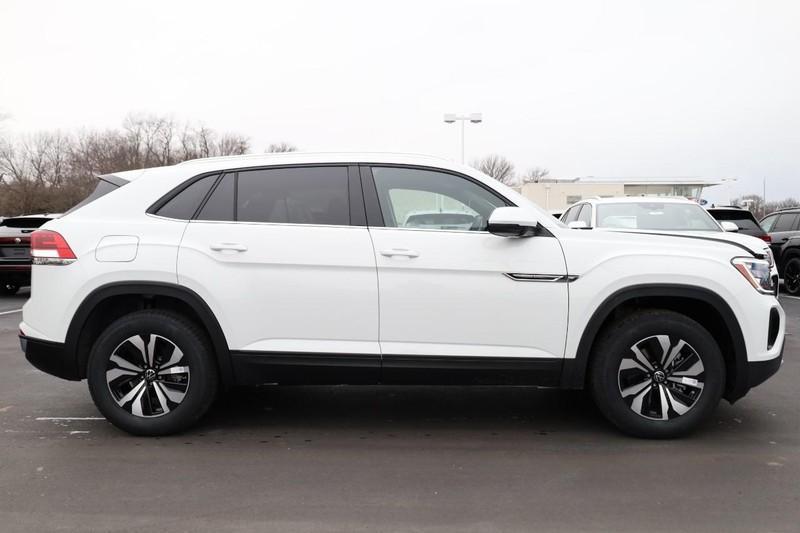 new 2025 Volkswagen Atlas Cross Sport car, priced at $38,459