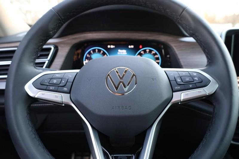 new 2025 Volkswagen Atlas car, priced at $51,675