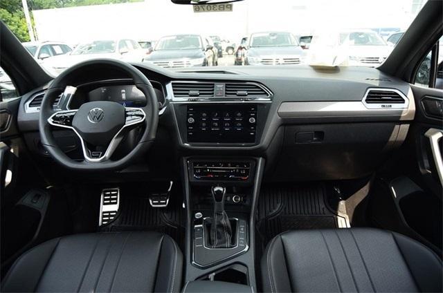 used 2024 Volkswagen Tiguan car, priced at $31,995
