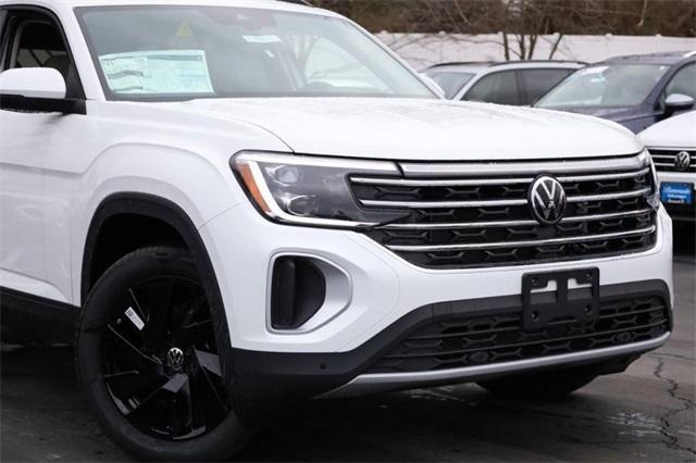 new 2025 Volkswagen Atlas car, priced at $45,073