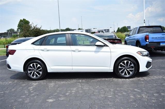 used 2024 Volkswagen Jetta car, priced at $20,995