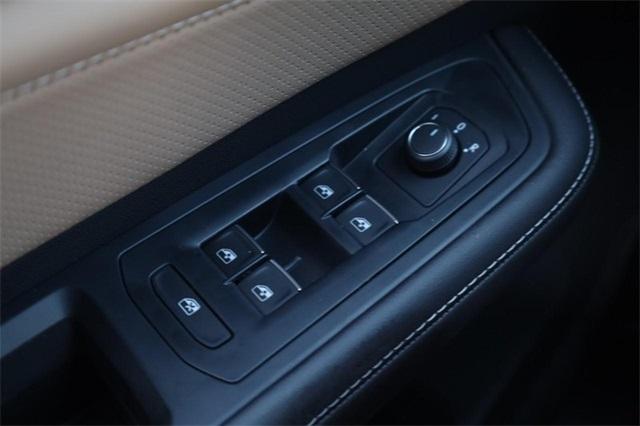 new 2026 Volkswagen Atlas Cross Sport car, priced at $40,768