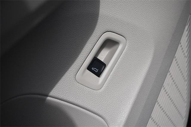 new 2025 Volkswagen Atlas car, priced at $42,995