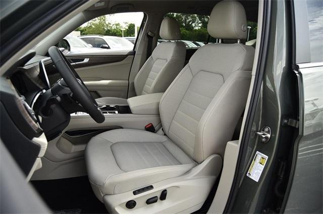 new 2025 Volkswagen Atlas car, priced at $42,995