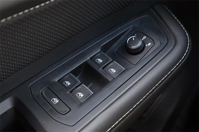 new 2026 Volkswagen Atlas Cross Sport car, priced at $45,479