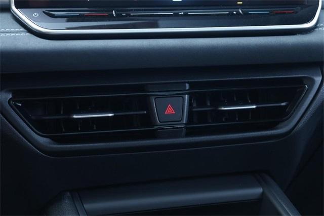 new 2025 Volkswagen Tiguan car, priced at $35,270