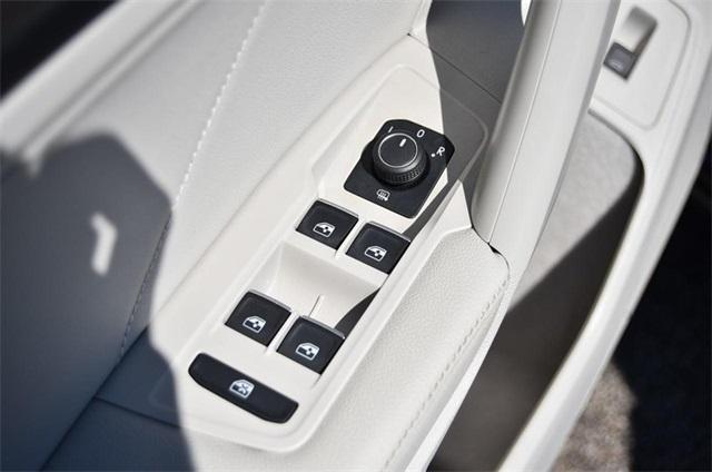 used 2022 Volkswagen Tiguan car, priced at $23,500