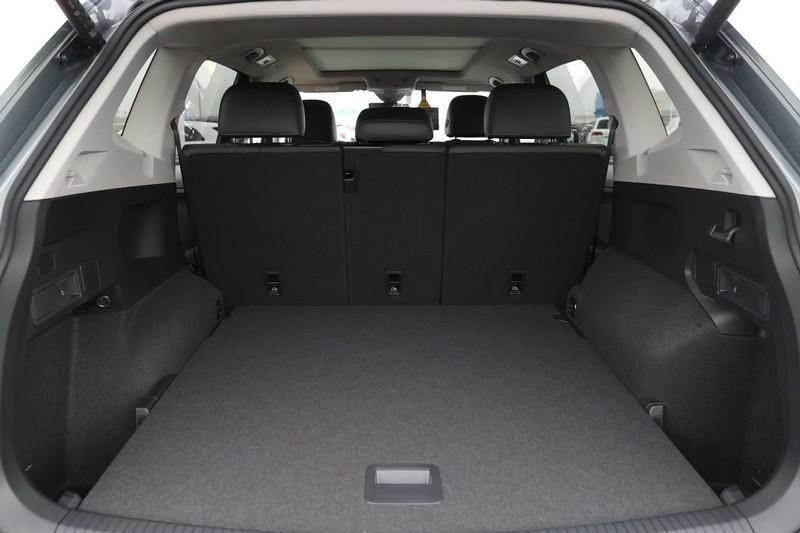 new 2024 Volkswagen Tiguan car, priced at $30,671