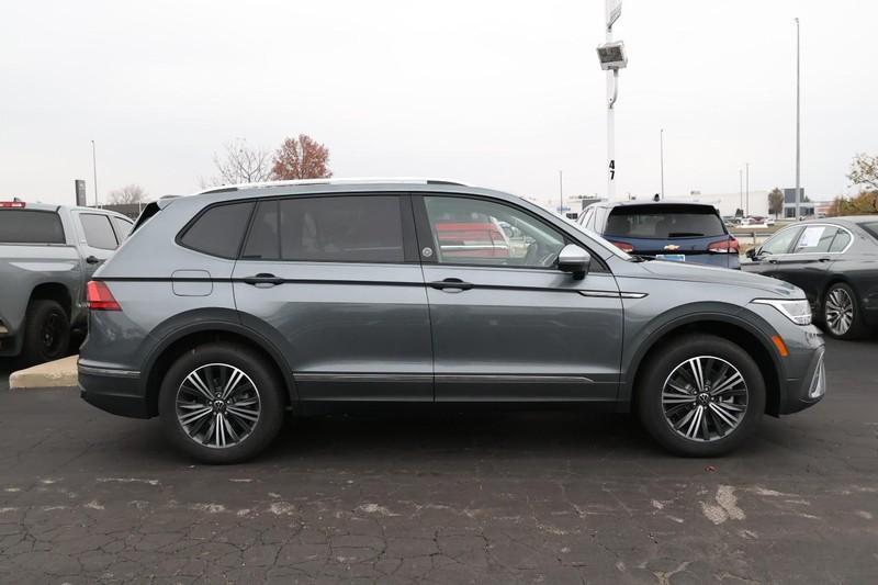 new 2024 Volkswagen Tiguan car, priced at $30,671