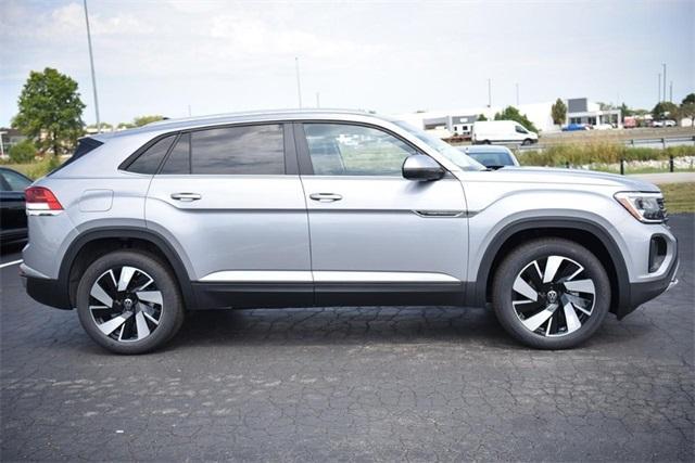 new 2024 Volkswagen Atlas Cross Sport car, priced at $38,246