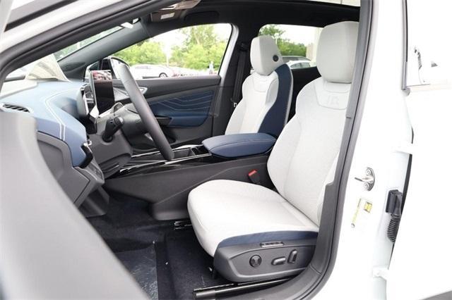 new 2025 Volkswagen ID.4 car, priced at $47,099
