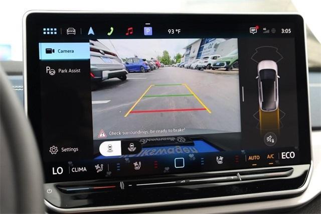 new 2025 Volkswagen ID.4 car, priced at $47,099