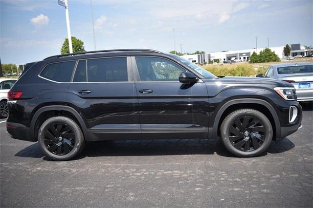 new 2024 Volkswagen Atlas car, priced at $38,995