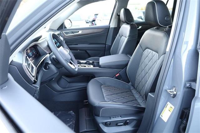 new 2026 Volkswagen Atlas car, priced at $55,646