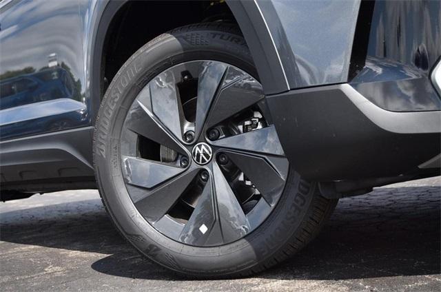 new 2025 Volkswagen Taos car, priced at $25,702