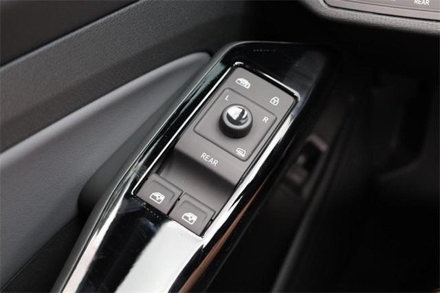 new 2025 Volkswagen ID.4 car, priced at $49,841